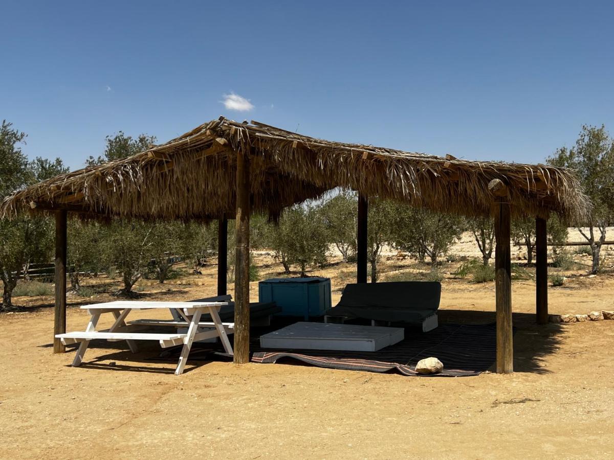 צימראוון בחוות זית המדבר Sede Boqer Exteriör bild